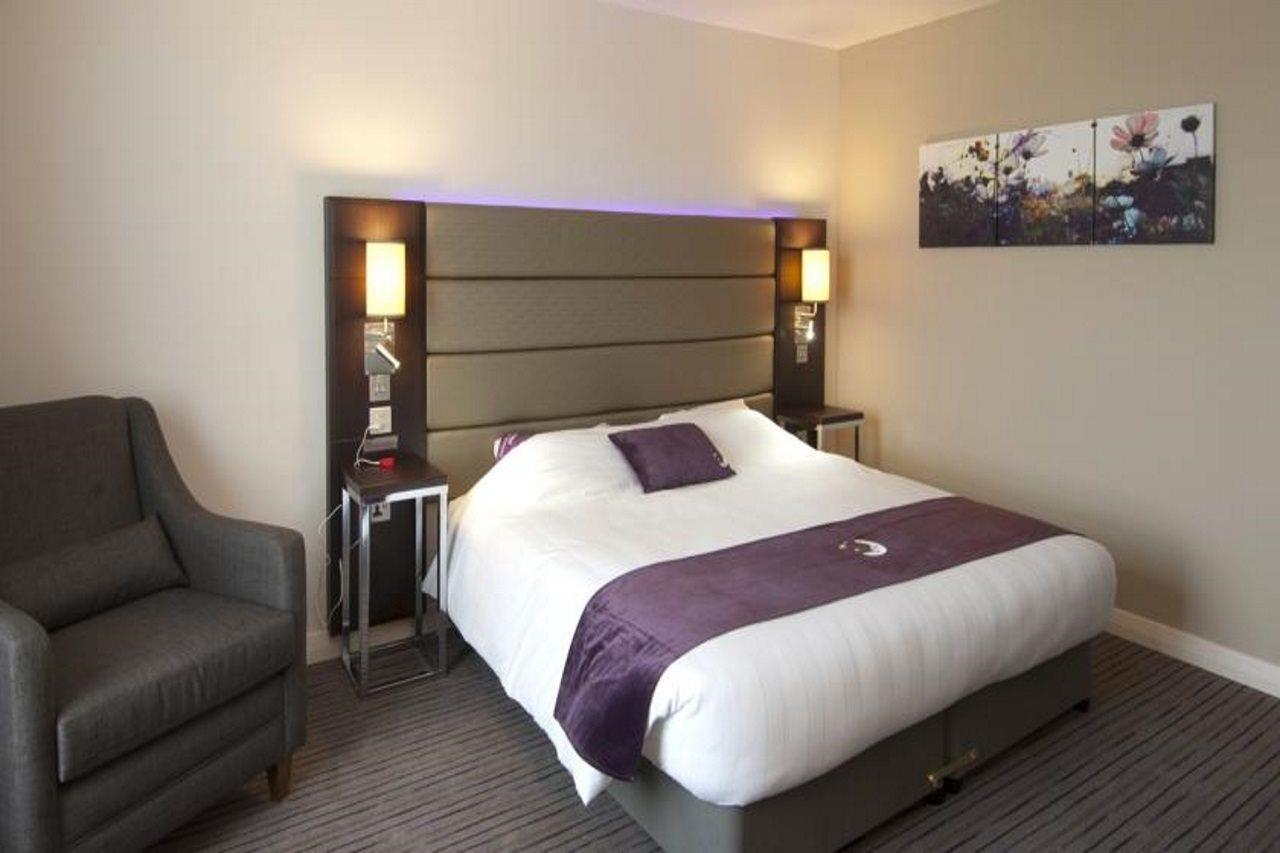 Premier Inn Premier Inn ويلينغبوره المظهر الخارجي الصورة